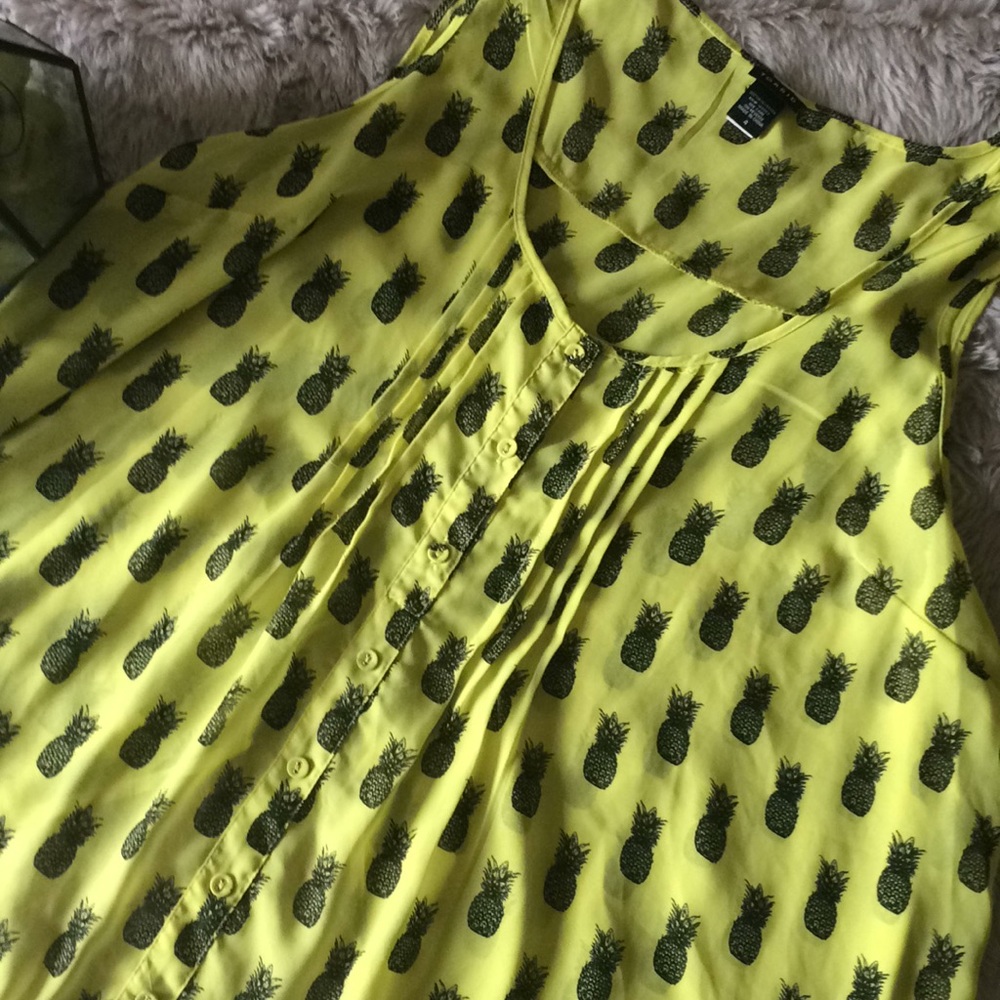 Torrid Neon Yellow Tank - Picture 1 of 1
